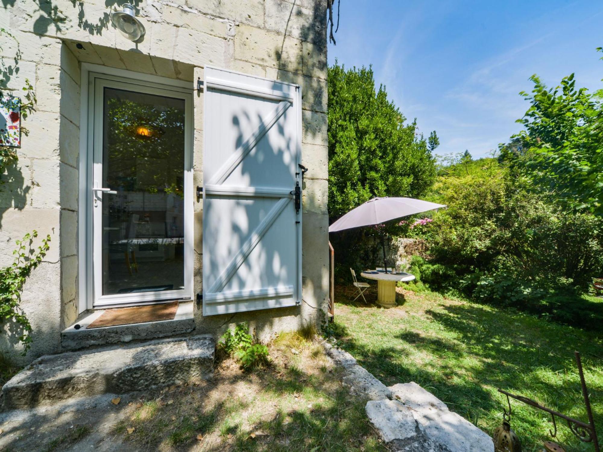 Holiday Home La petite maison blanche Chissay-en-Touraine Extérieur photo